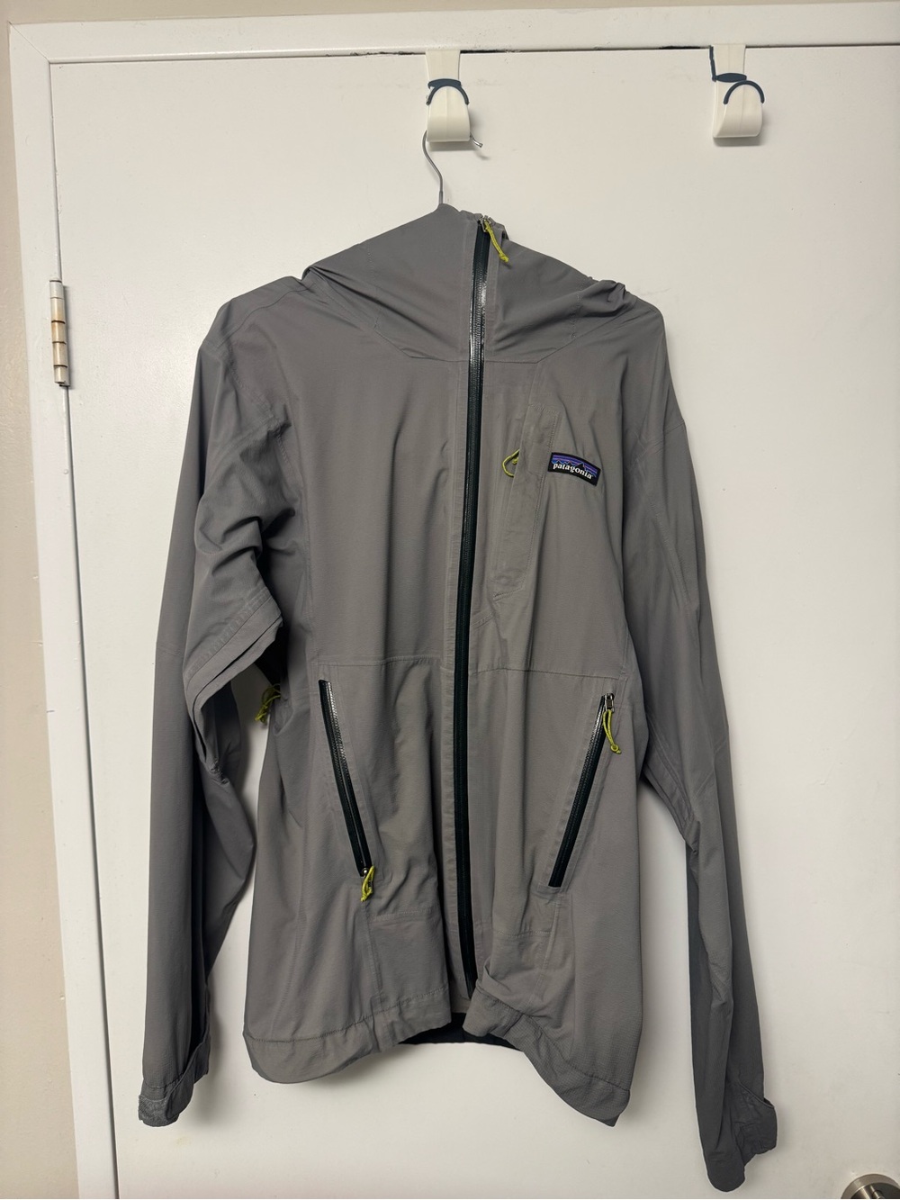 Patagonia Men's Gray Granite Crest Size S